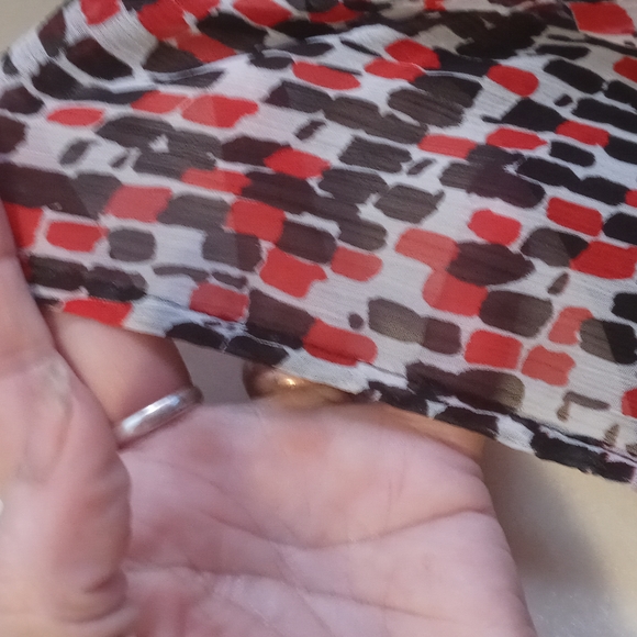 SOLD-Studio 1940 Red and black top size 16 - Picture 2 of 5